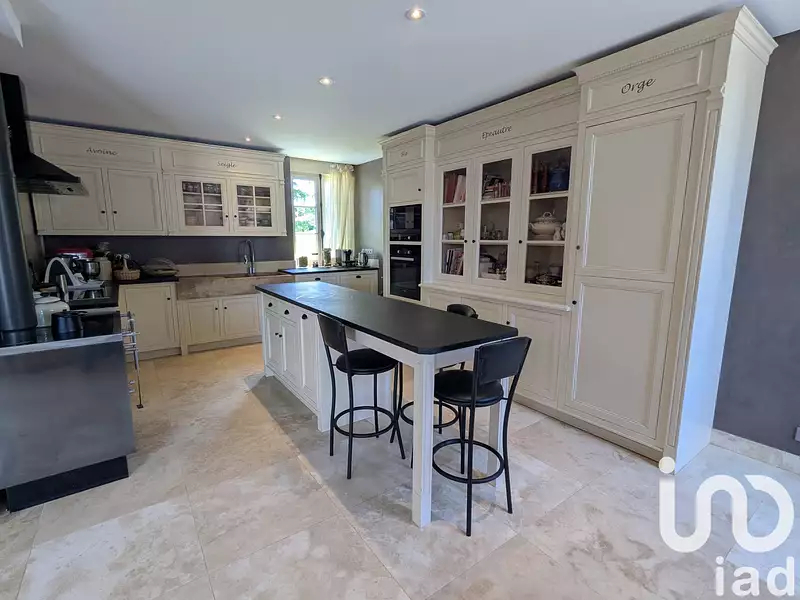 Maison, 316 m²