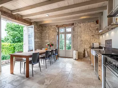 Maison, 330 m²