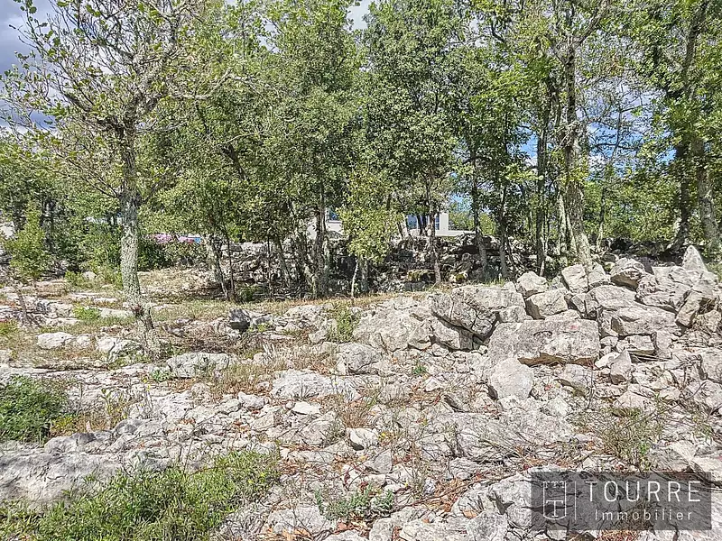 Terrain, 880 m²