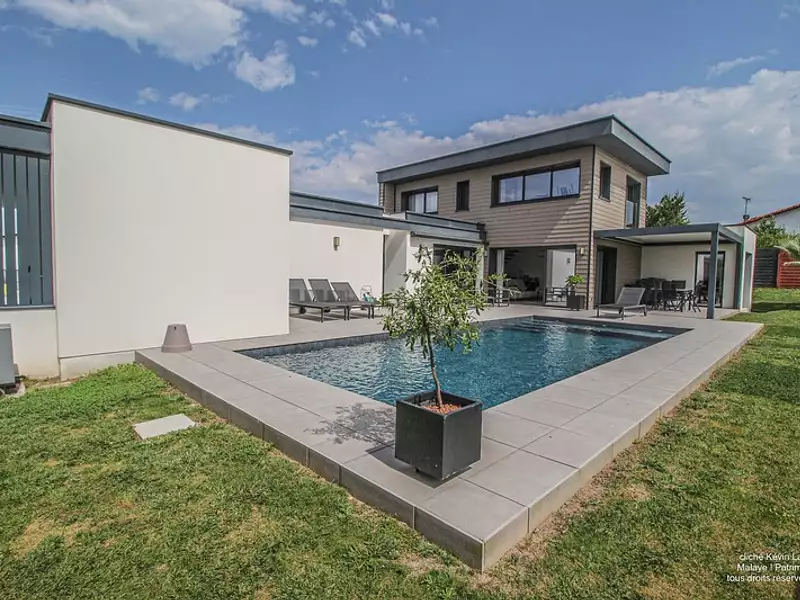 Maison, 157 m²