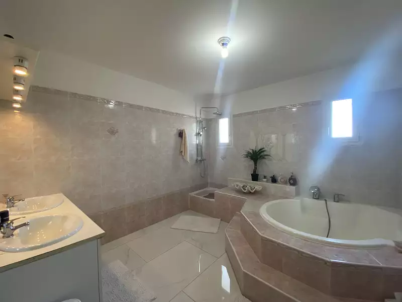 Maison, 135 m²
