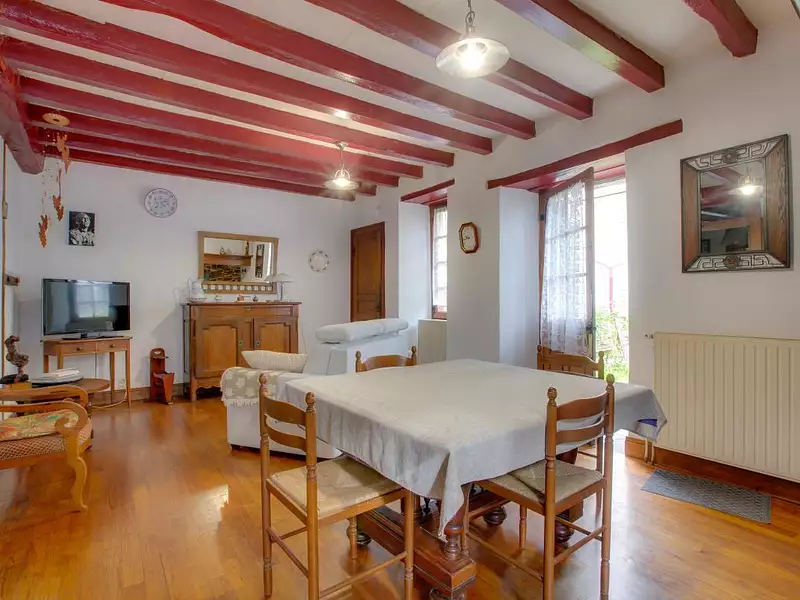 Maison, 218 m²