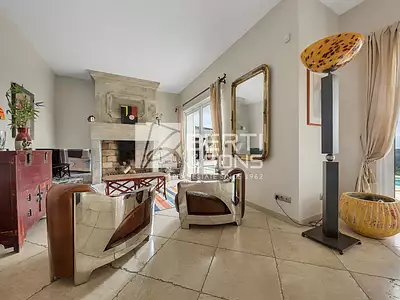 Maison, 340,49 m²