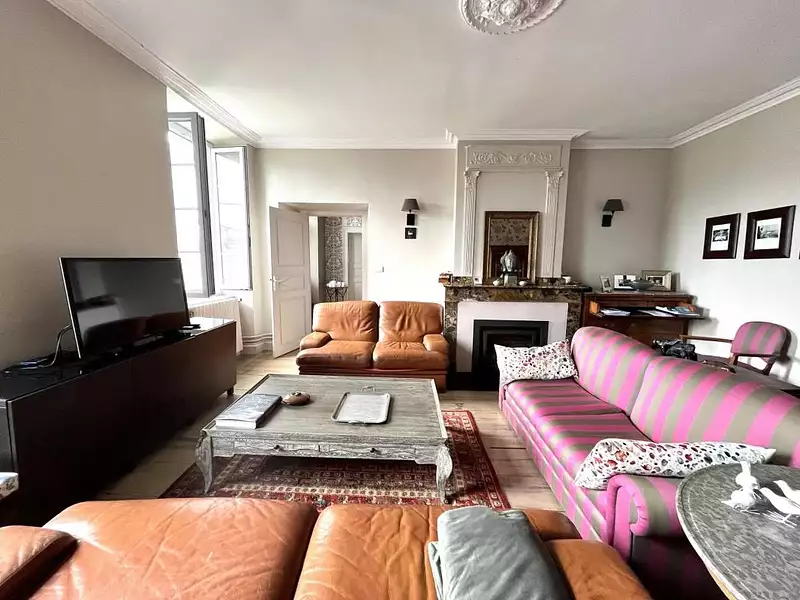 Maison, 335 m²