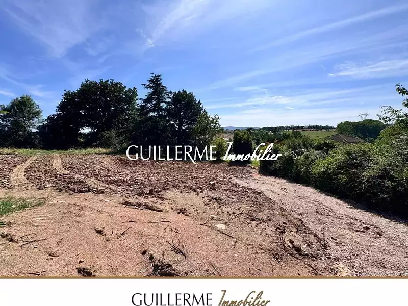 Terrain, 783 m²