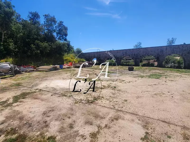 Terrain, 932 m²