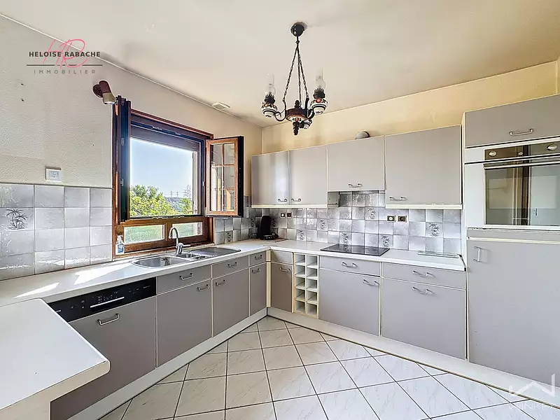 Maison, 150 m²