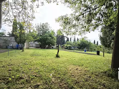 Terrain, 652 m²