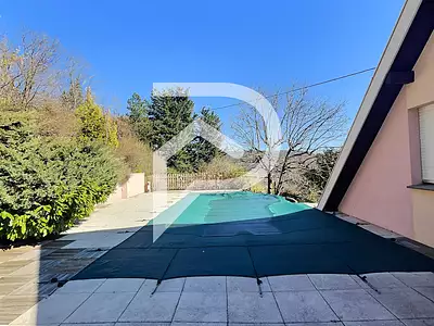 Maison, 170 m²