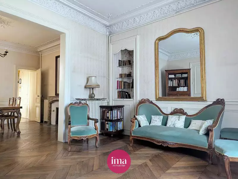 Maison, 195 m²