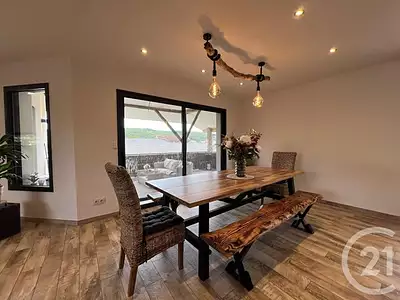 Maison, 150 m²