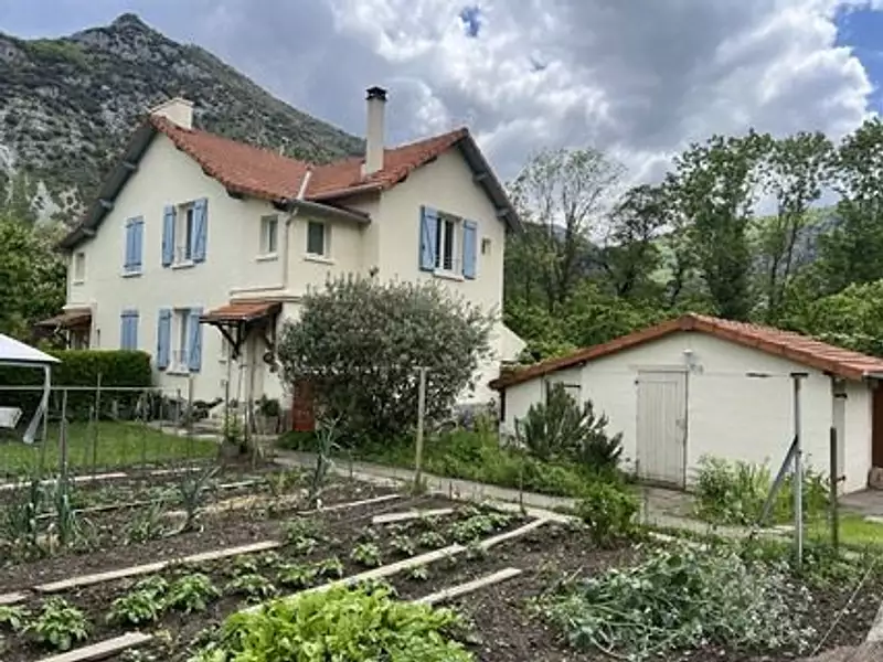 Maison, 174 m²