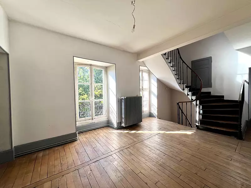 Maison, 225 m²
