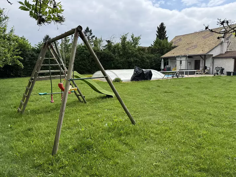 Maison, 280 m²