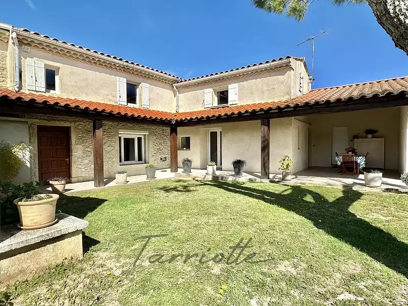 Maison, 187 m²