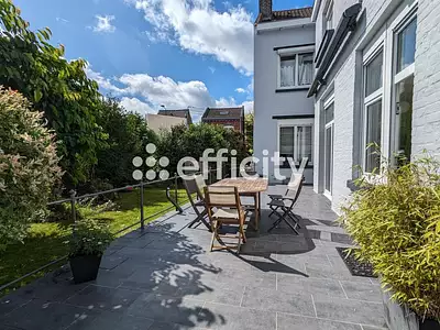 Maison, 242 m²
