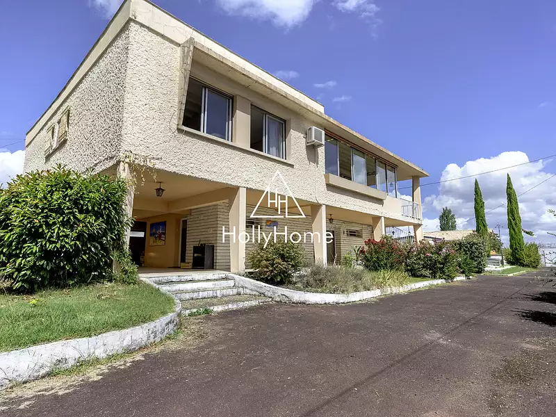 Maison, 170 m²