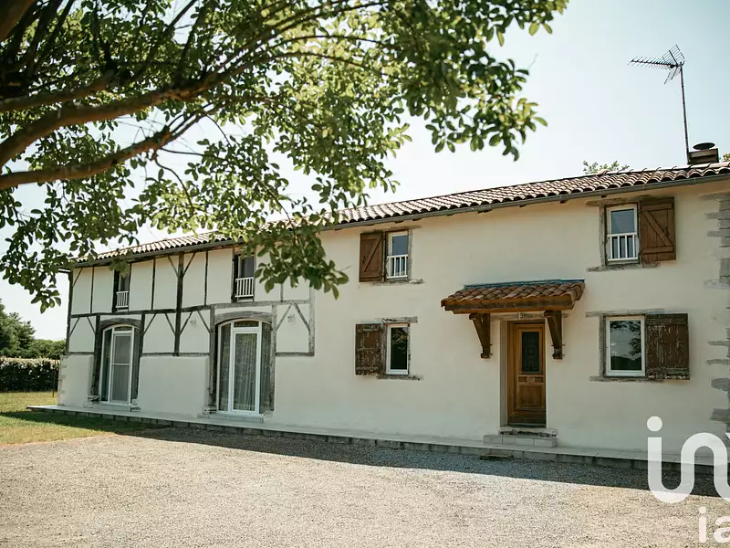 Maison, 180 m²
