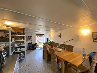 Maison, 250 m²