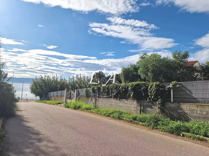Terrain, 928 m²