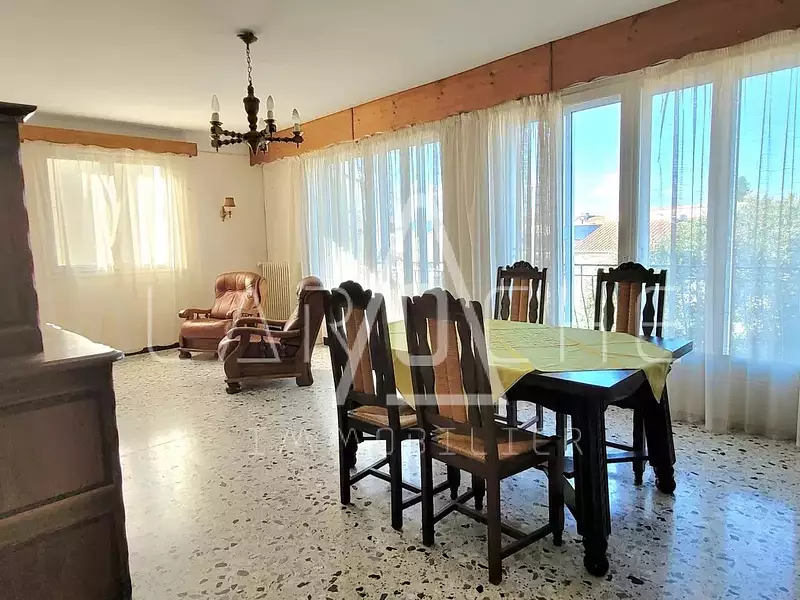 Maison, 163 m²