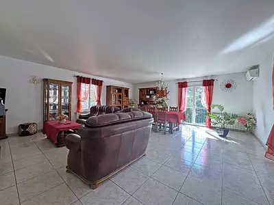 Maison, 179 m²