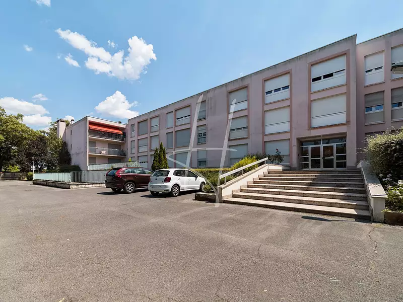 Parking, 12 m²