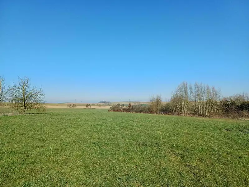 Terrain, 3 237 m²