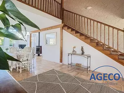 Maison, 243 m²