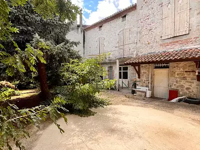 Maison, 235 m²