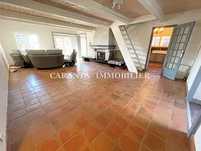 Maison, 136 m²