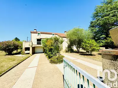 Maison, 214 m²