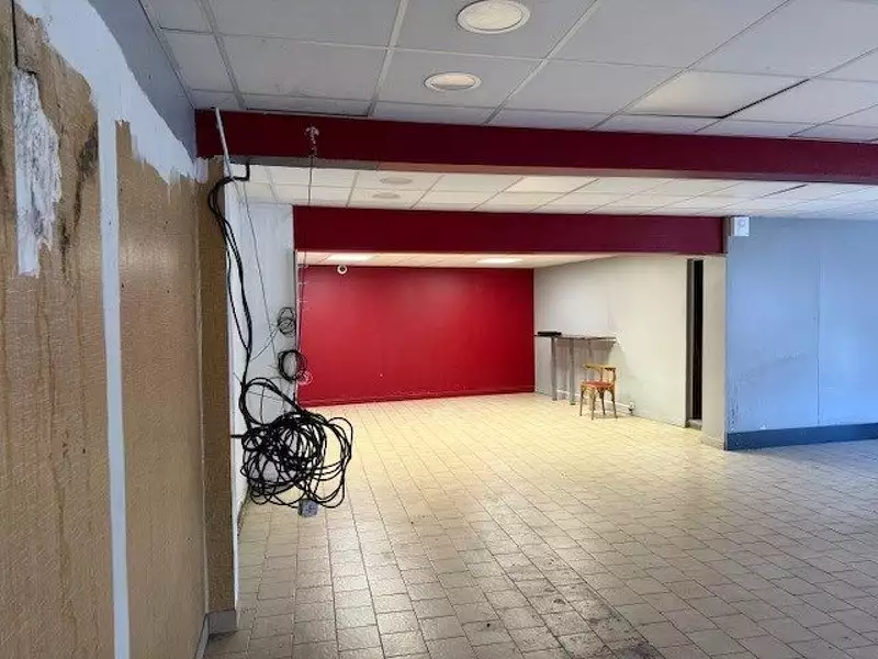 Divers, 250 m²