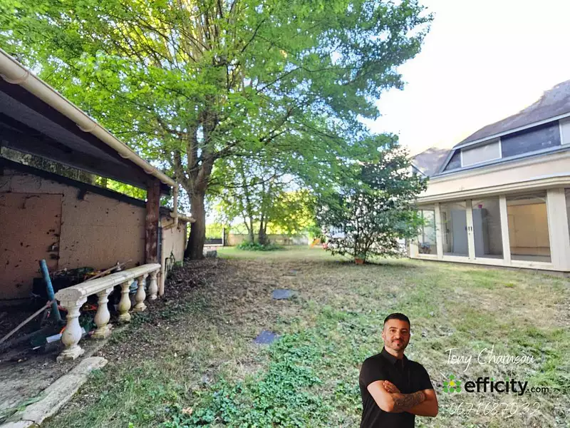 Maison, 280 m²