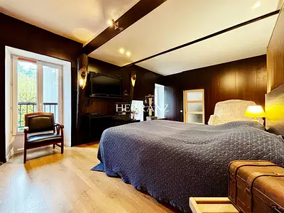Maison, 250 m²