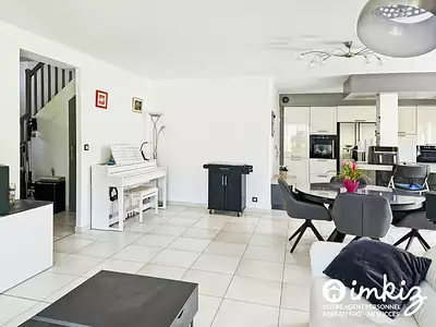 Maison, 121 m²