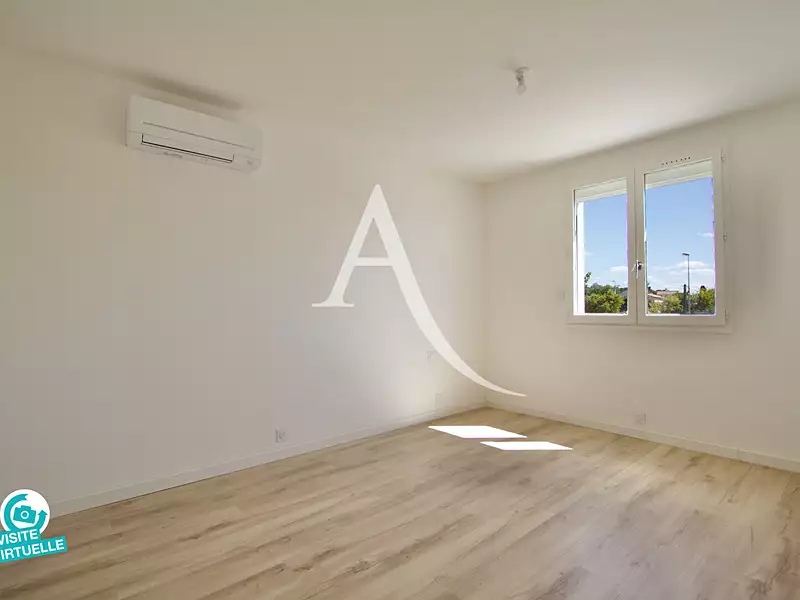 Maison, 167 m²