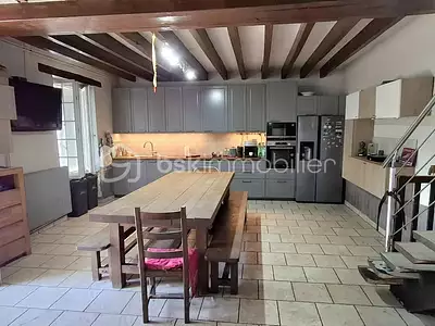 Maison, 220 m²