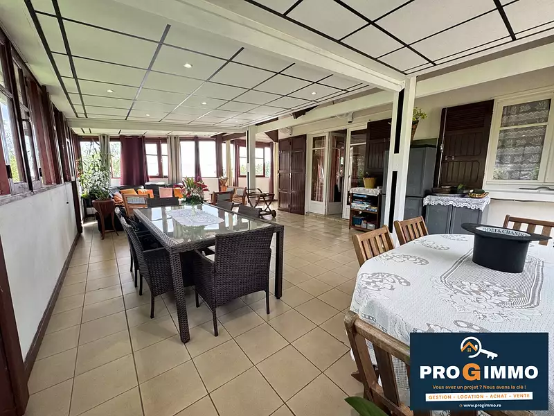 Maison, 175 m²
