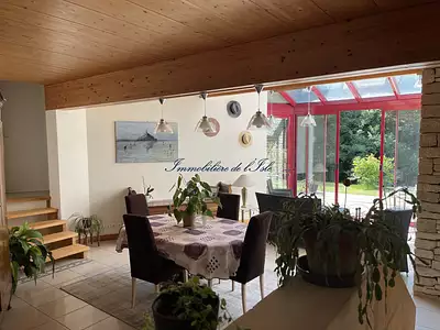 Maison, 248 m²