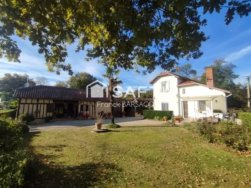 Maison, 163 m²