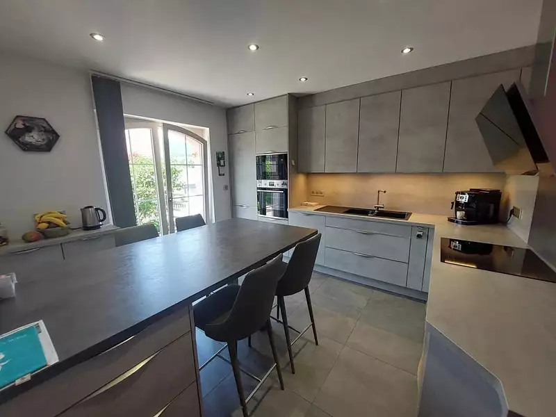 Maison, 160 m²