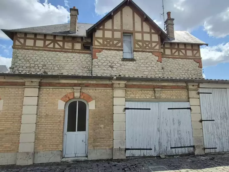Maison, 176 m²