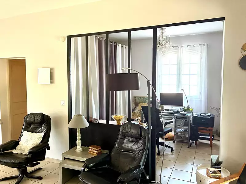 Maison, 250 m²