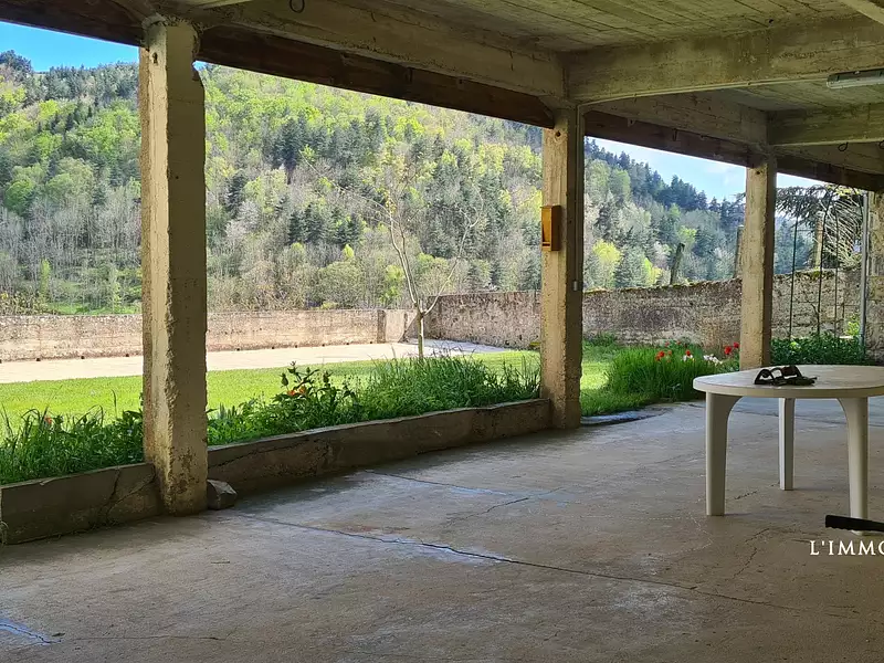 Maison, 307,4 m²