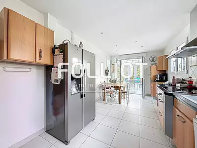 Maison, 180 m²