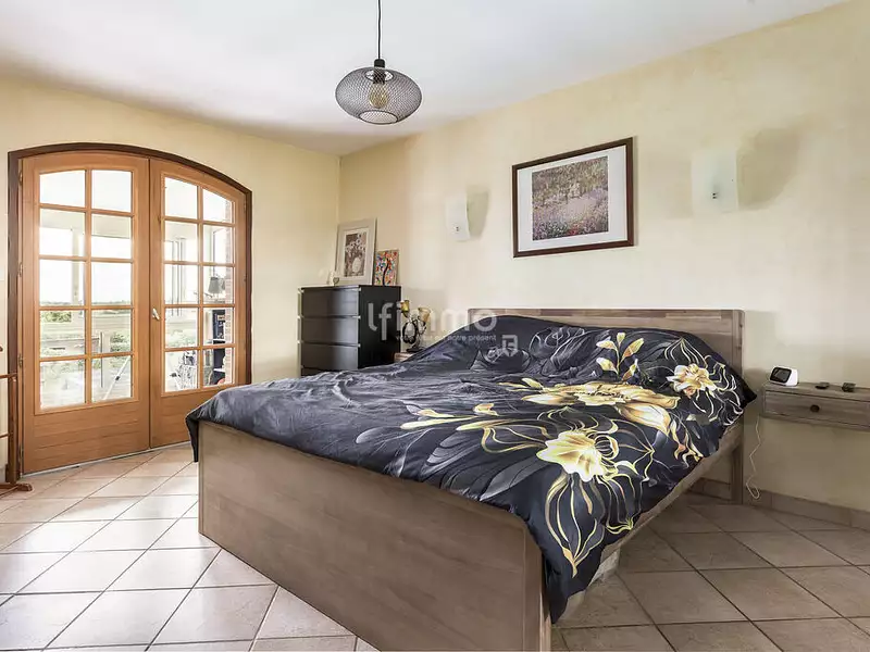 Maison, 200 m²