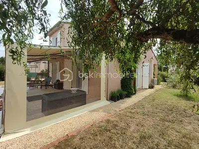 Maison, 141 m²