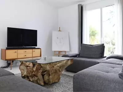 Maison, 245 m²