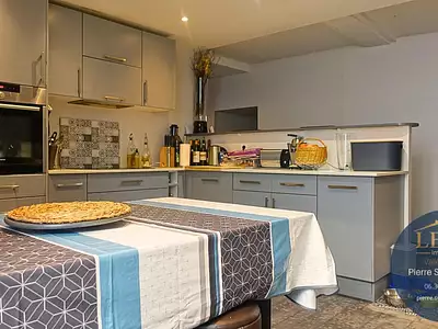 Maison, 200 m²
